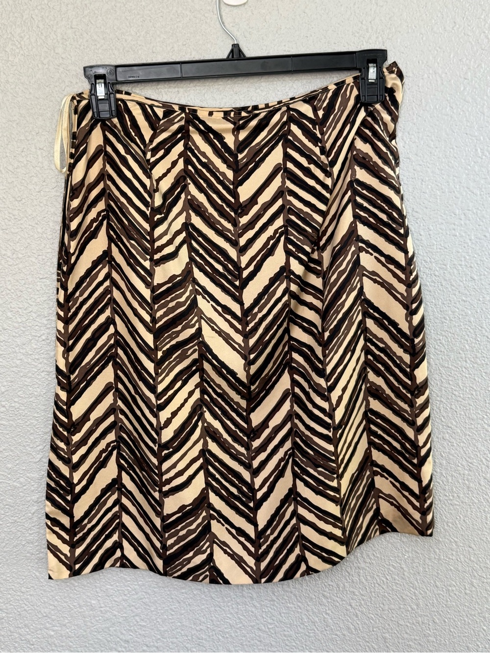 Kenneth Cole Silk Skirt Size 8